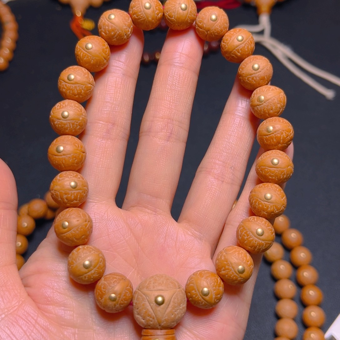 凤眼菩提吊坠12+mm2025精品铜钉手串