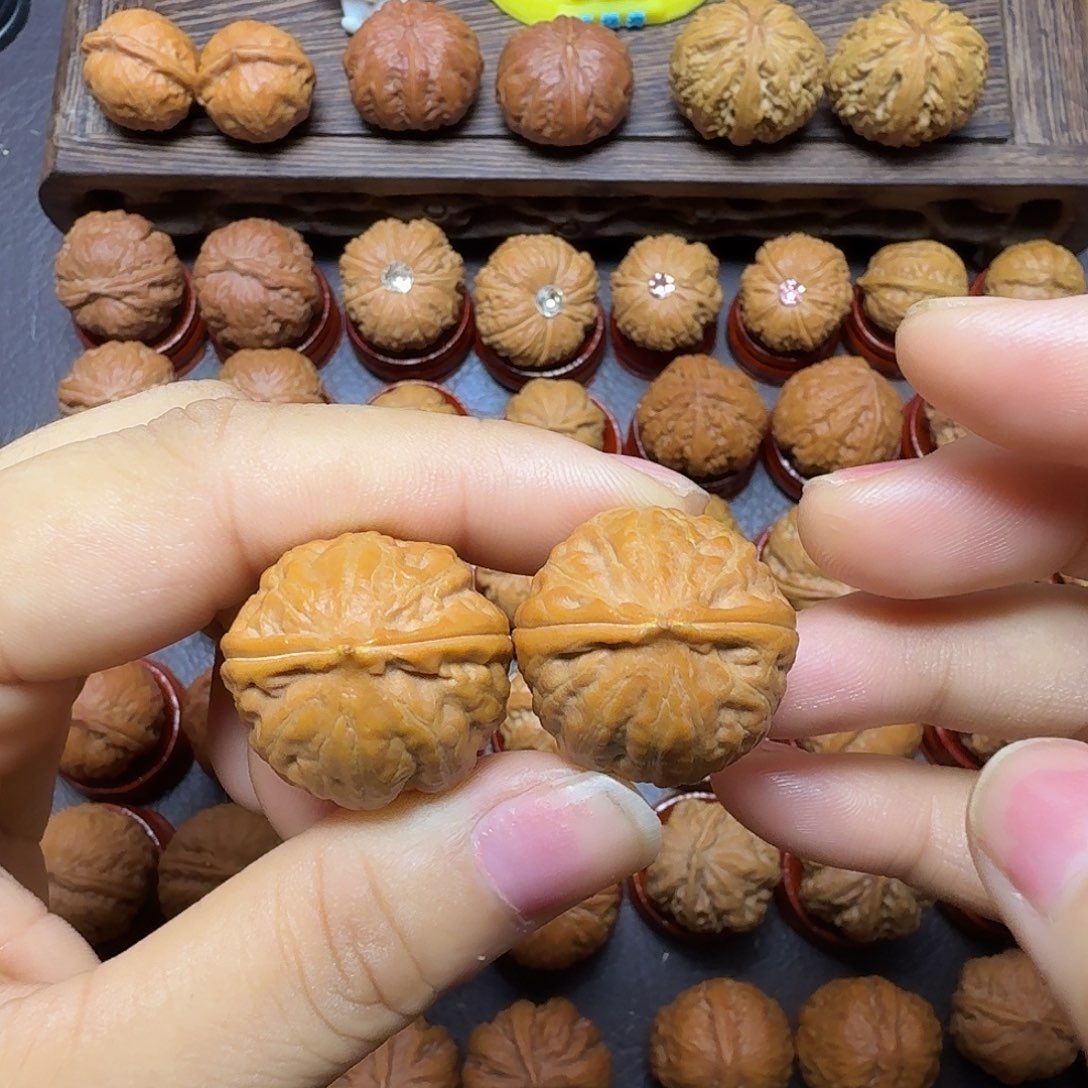 把件文玩核桃25尺全家福小肉包005