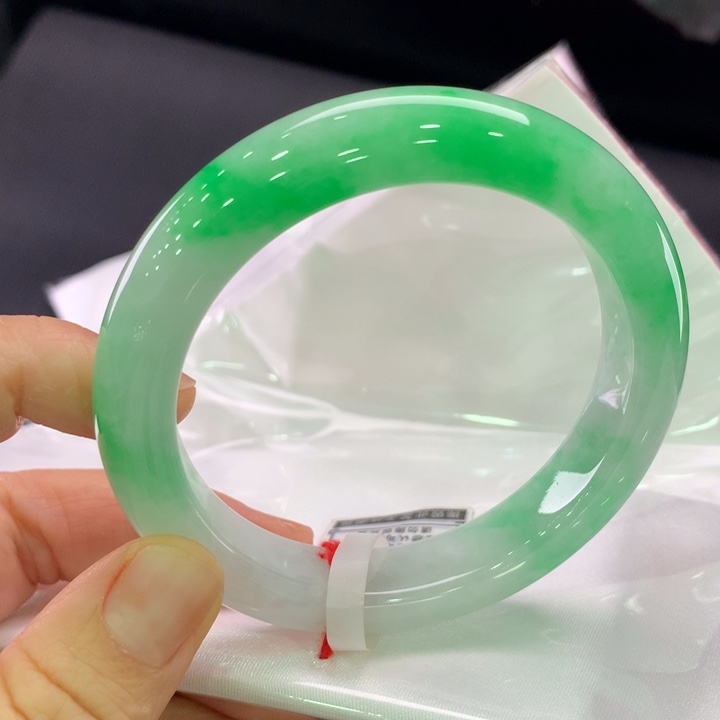 翡翠未镶嵌手镯正圈58-59