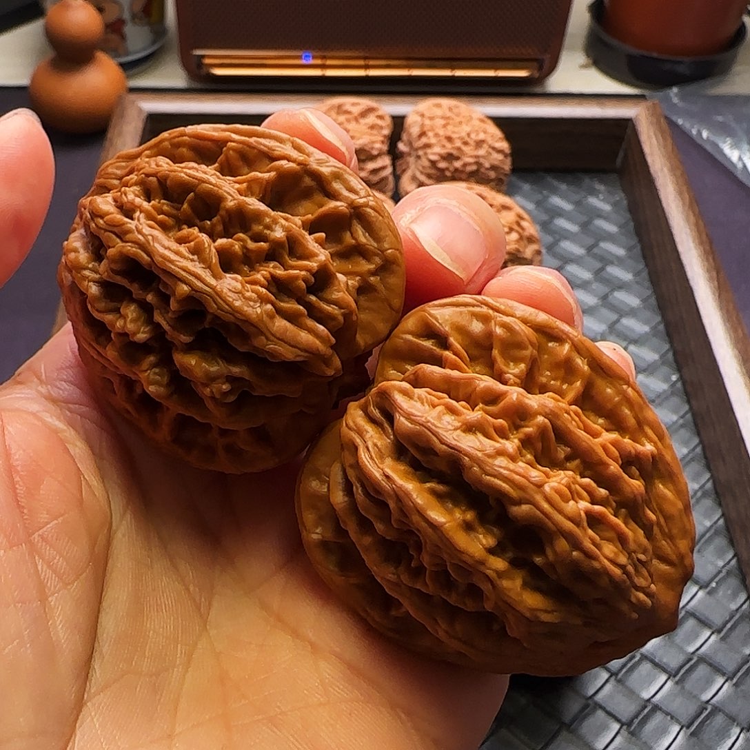 C***.文玩核桃吊坠虎头