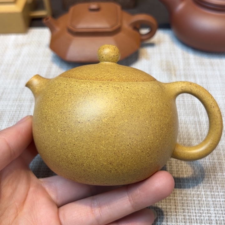 紫砂茶壶西施，全手工，高温本绿
