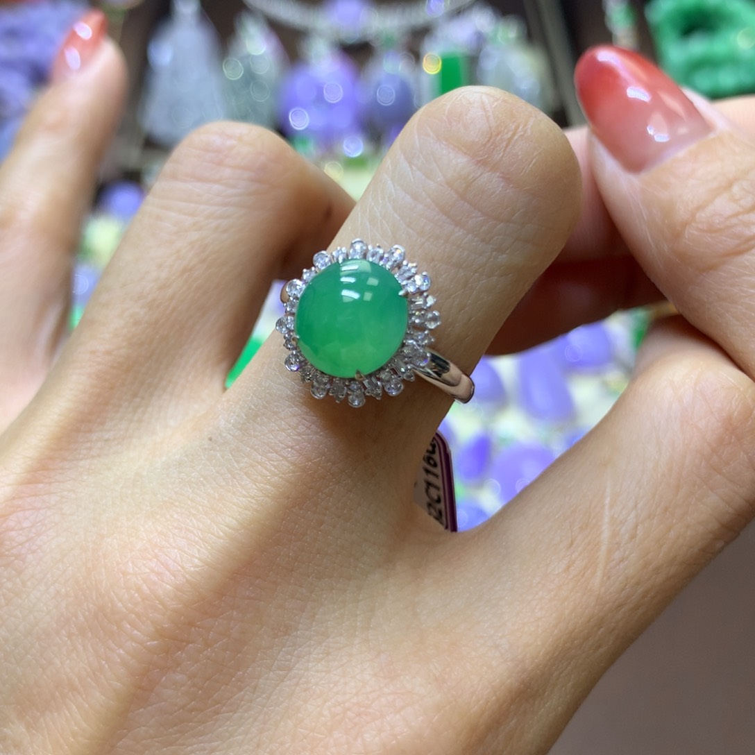 【闪购商品】翡翠颈饰18K金镶嵌翡翠