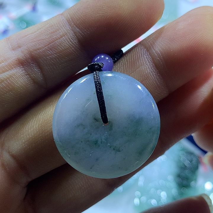 翡翠未镶嵌颈饰天然翡翠吊坠A货