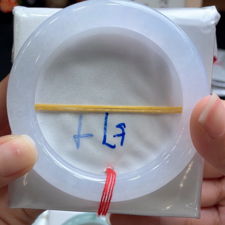 翡翠手镯未镶嵌翡翠手镯22号