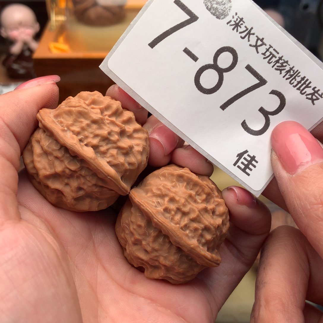 文玩核桃把件38瓷娃娃