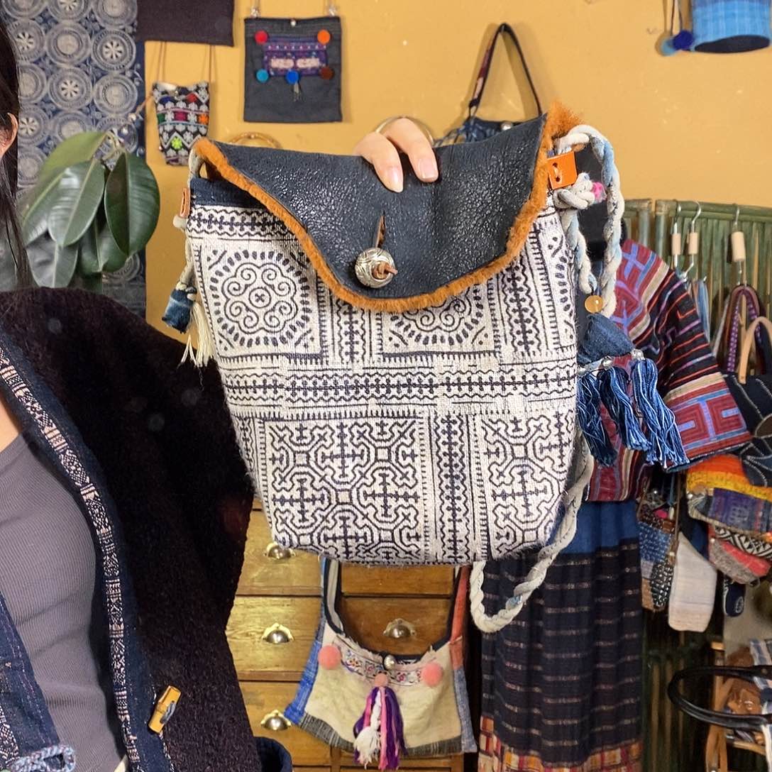 织绣手工制作包包