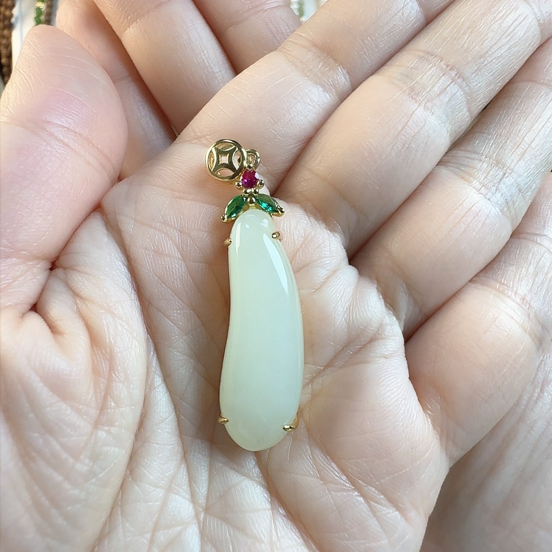 和田玉颈饰未镶嵌