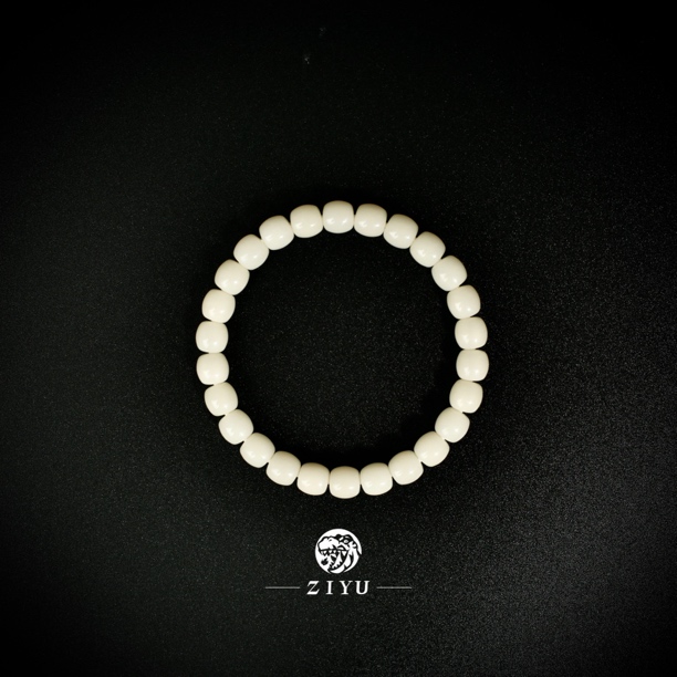 子予菩提根【卜珠】系列，独家珠型，尺寸8MM+，精工干磨工艺菩提手串！