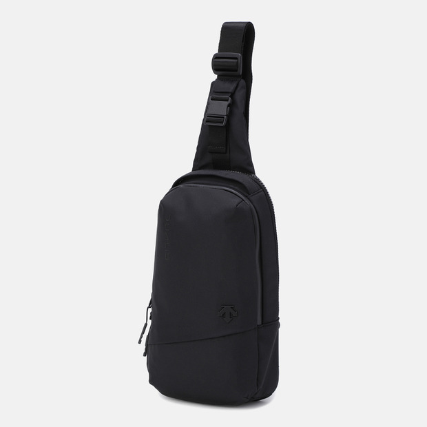 DESCENTE/迪桑特简约休闲挎包方形肩包挎包装风单肩SR123DBG10