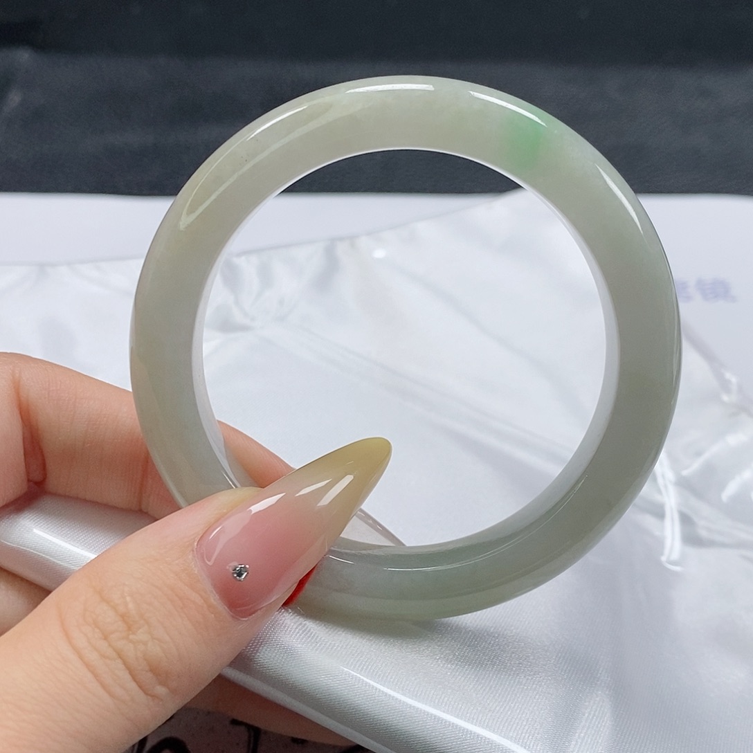 【闪购商品】翡翠手镯未镶嵌350号