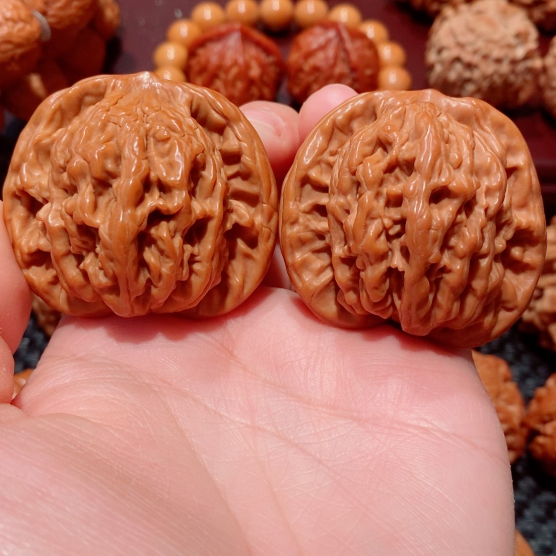 文玩核桃把件虎头