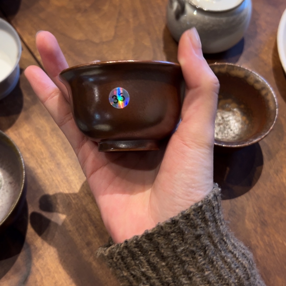 微瑕陶瓷。    陶瓷。   