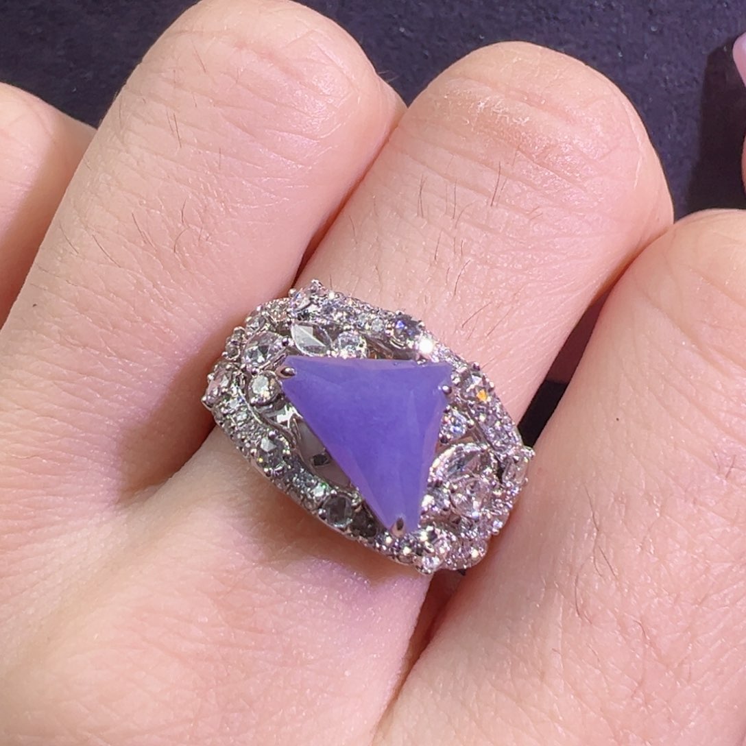 翡翠戒指18K金镶嵌戒指