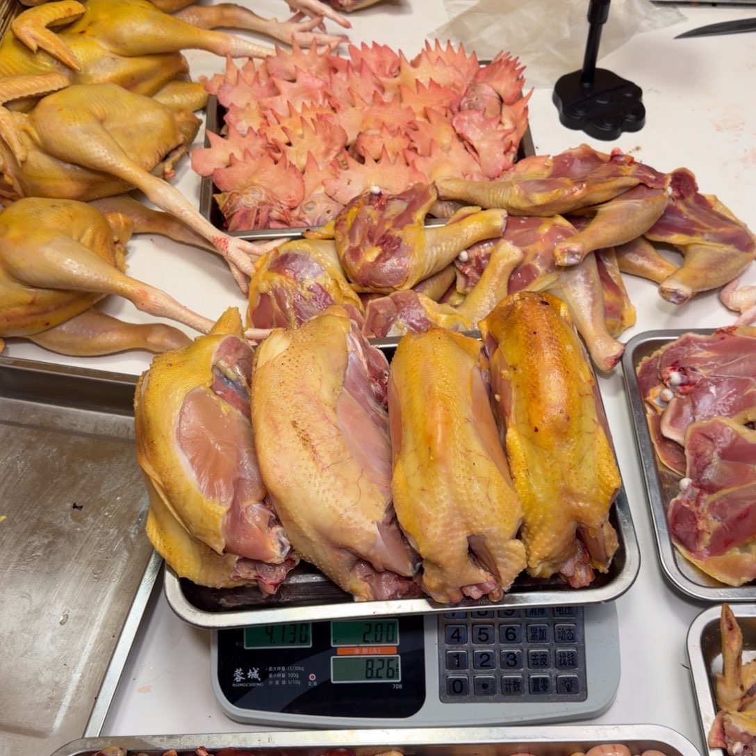 3中国大陆鸡肉架8.26斤