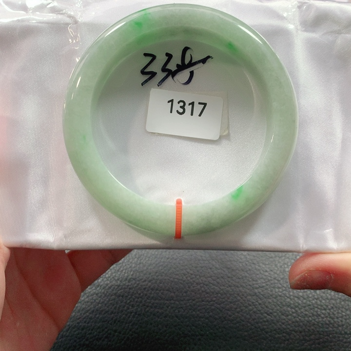 翡翠手镯未镶嵌天然翡翠手镯