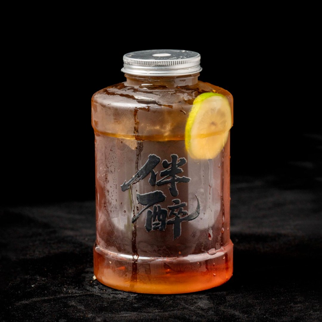 可乐桶3L顿顿桶+苏打酒4瓶+零食4种+筛盅2套+扑克1副+瓶起1个