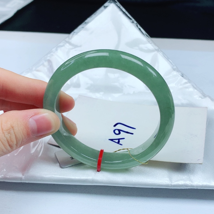 【闪购商品】翡翠手镯未镶嵌天然缅甸a货手镯52+