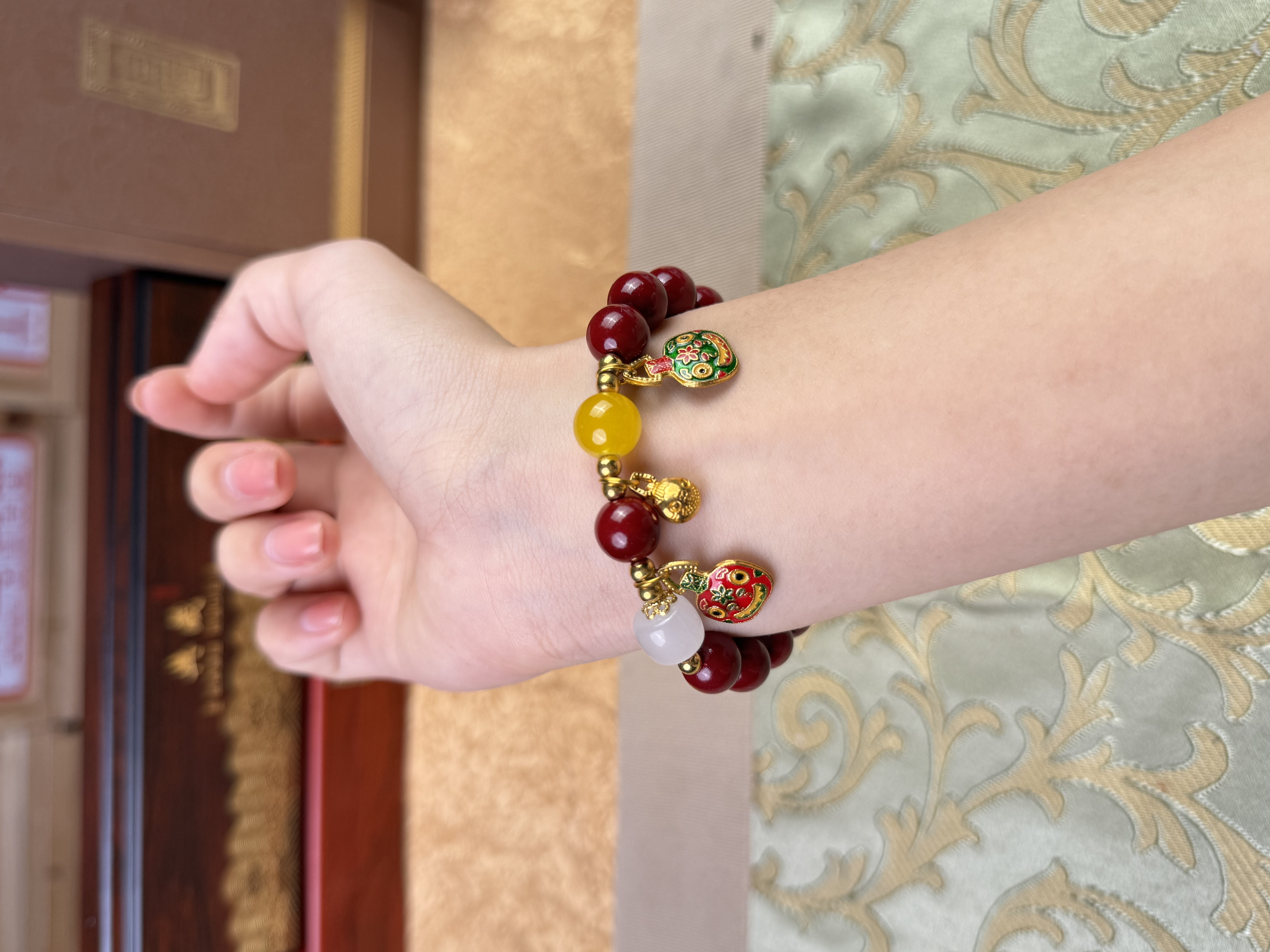 含辰砂工艺品D009朱砂五彩吞金兽无礼盒无证书