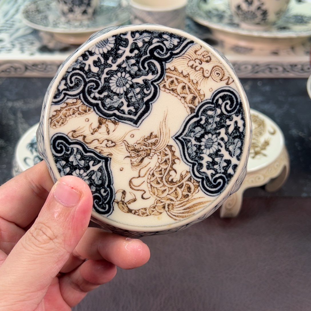 陶景德镇手工手绘陶瓷