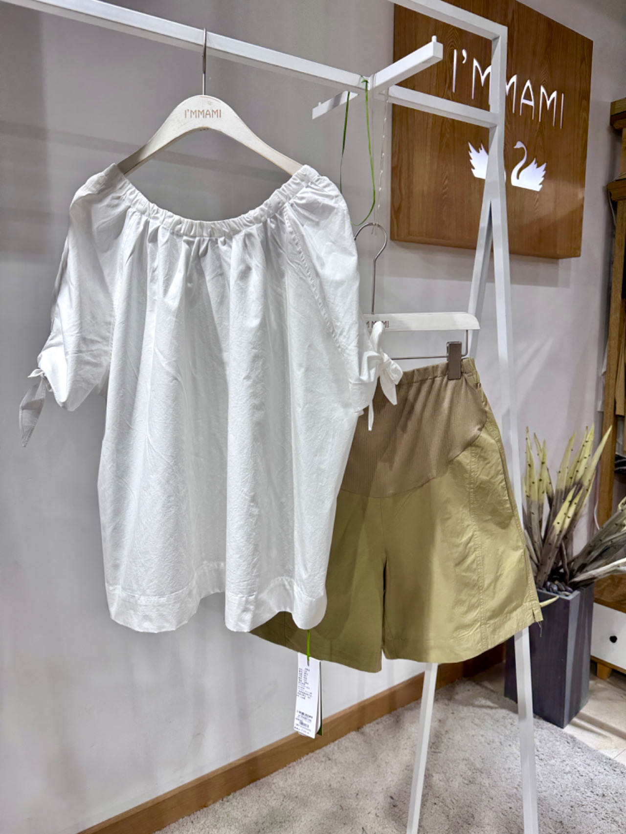 爱美妈咪孕妇上衣81H214