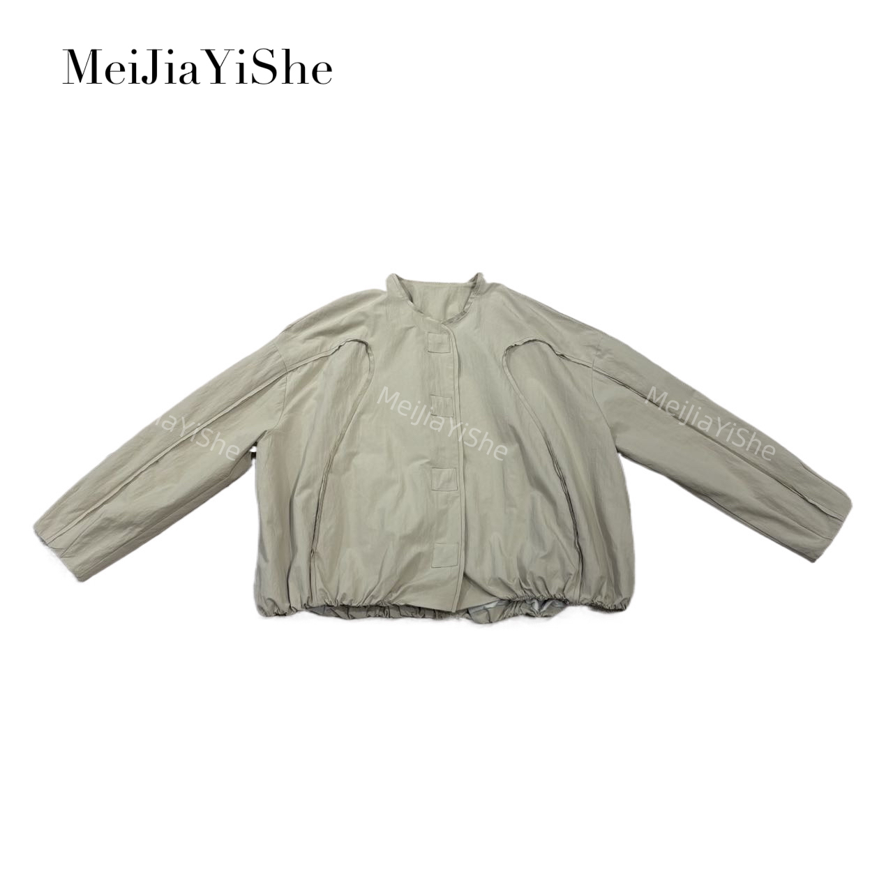 梅家2025新款慵懒休闲圆领单排扣简约短款外套