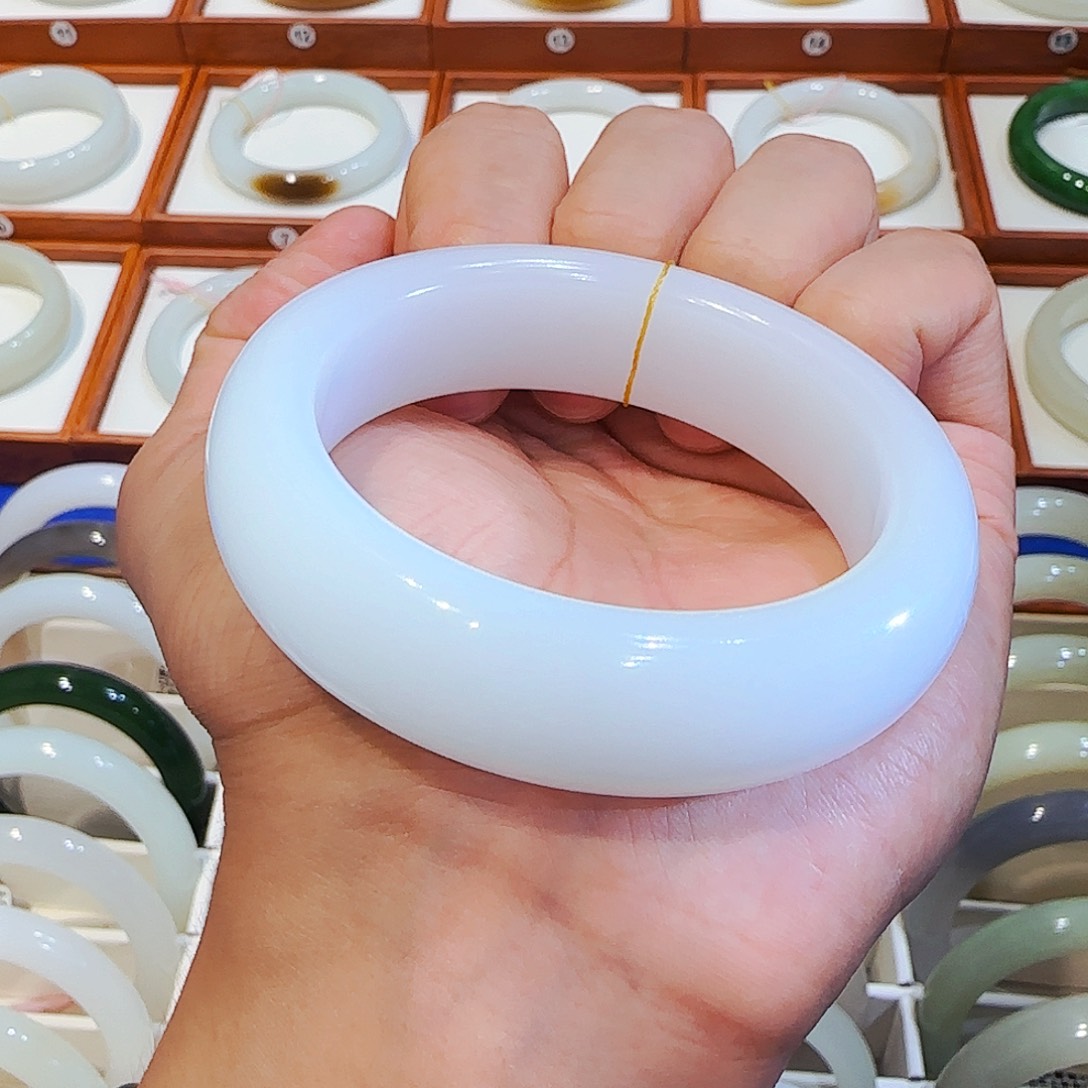 和田玉手镯未镶嵌新疆轮胎羊脂白玉55 56 57