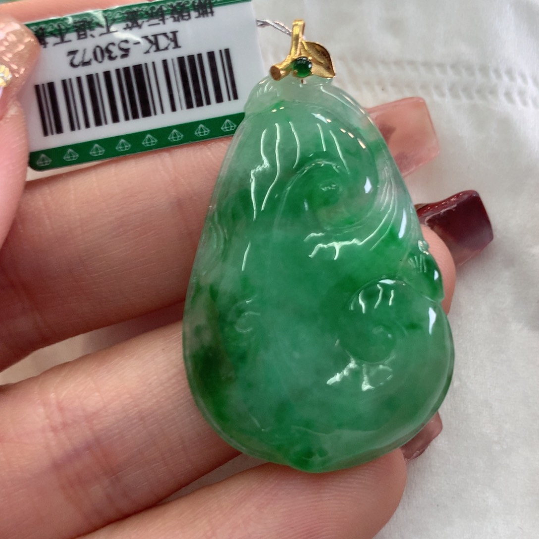 翡翠吊坠(不含链)18K金镶嵌