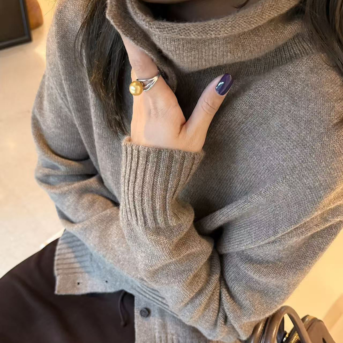 打call一万遍的卷边领针织衫！！意大利纱线，扣子开衫外套5885