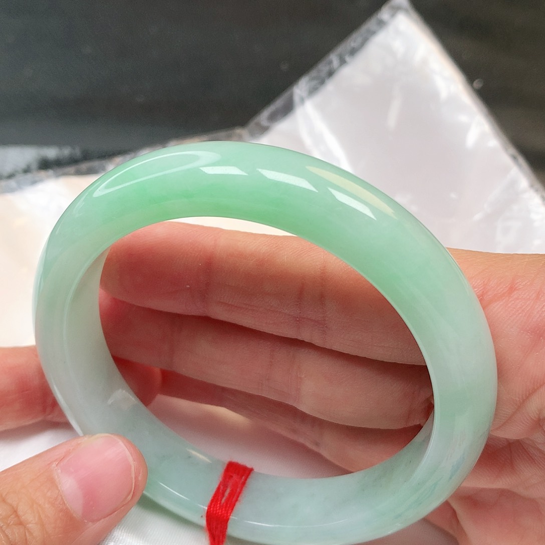 翡翠手镯未镶嵌85号