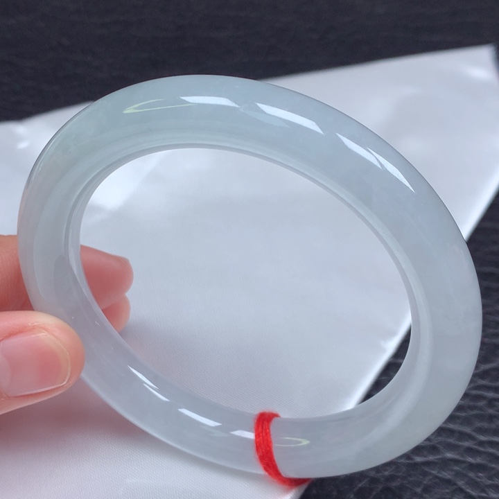 翡翠手镯（圆镯）未镶嵌