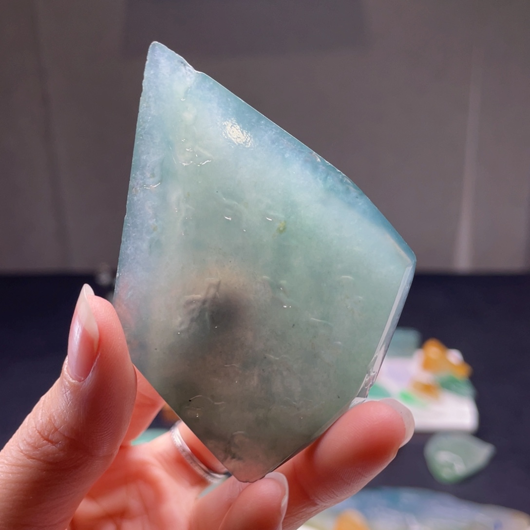 定制翡翠未镶嵌包工包料