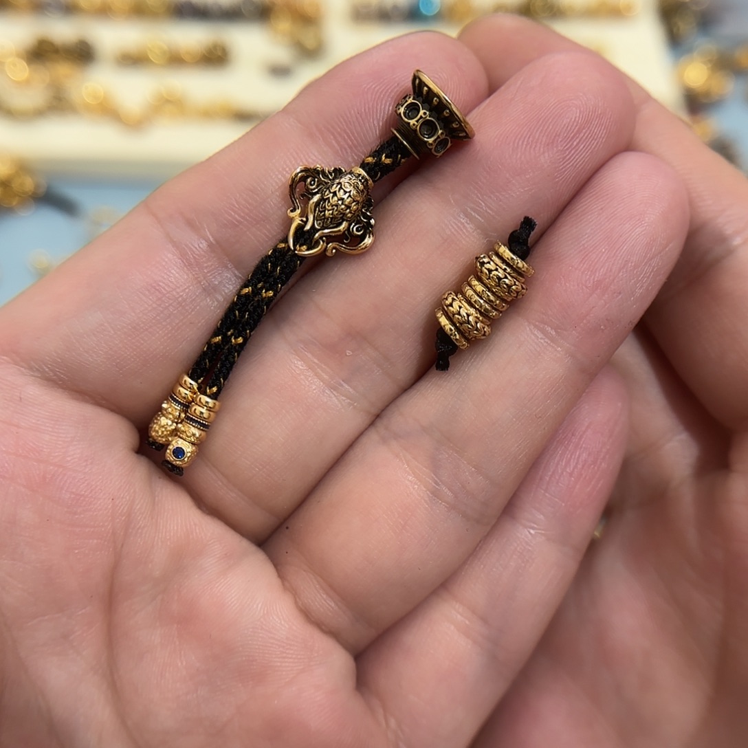 温***雅10塔头一套配饰啊啊啊