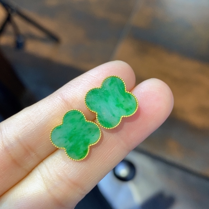 翡翠18K金镶嵌耳饰