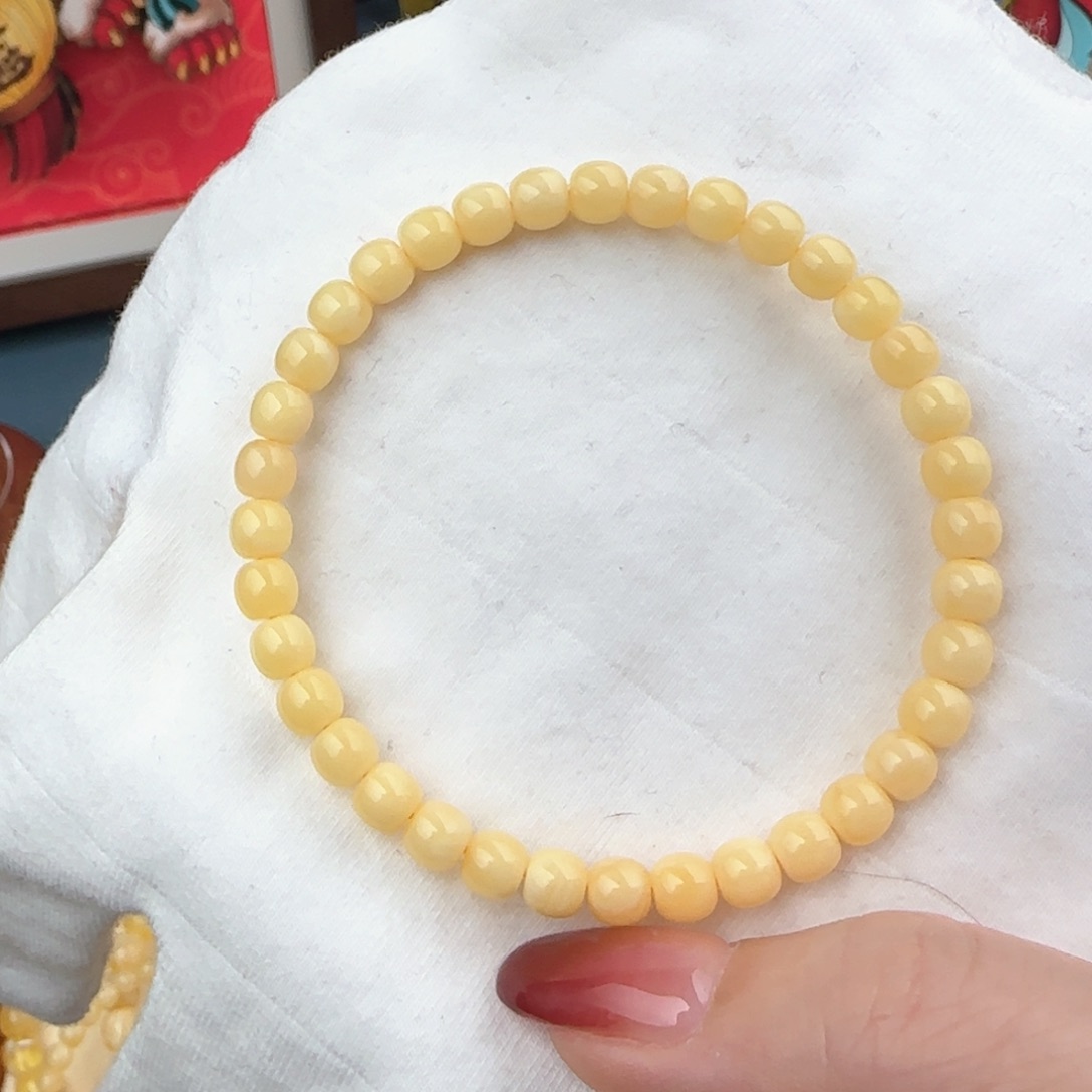 琥珀珠宝奇石未镶嵌5.5