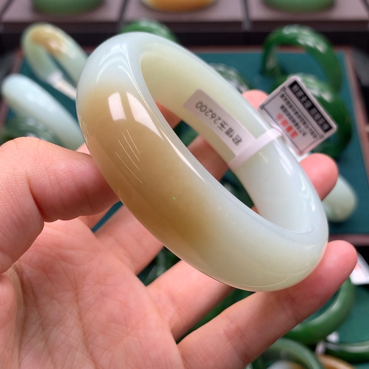 未镶嵌手镯和田玉5758