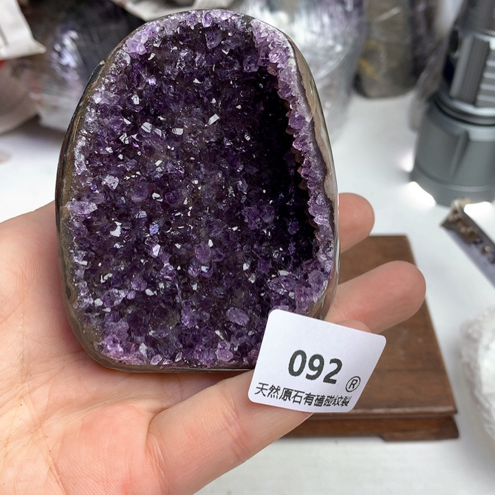 紫晶大型摆件（非配饰）未镶嵌