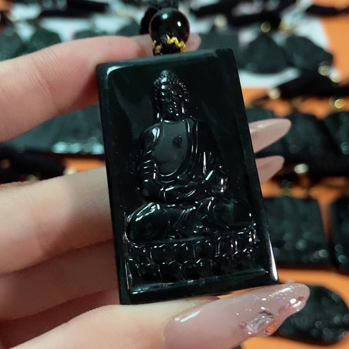 翡翠未镶嵌挂件物****存