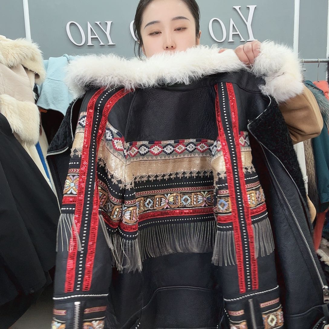 姚小妖家高端皮草
