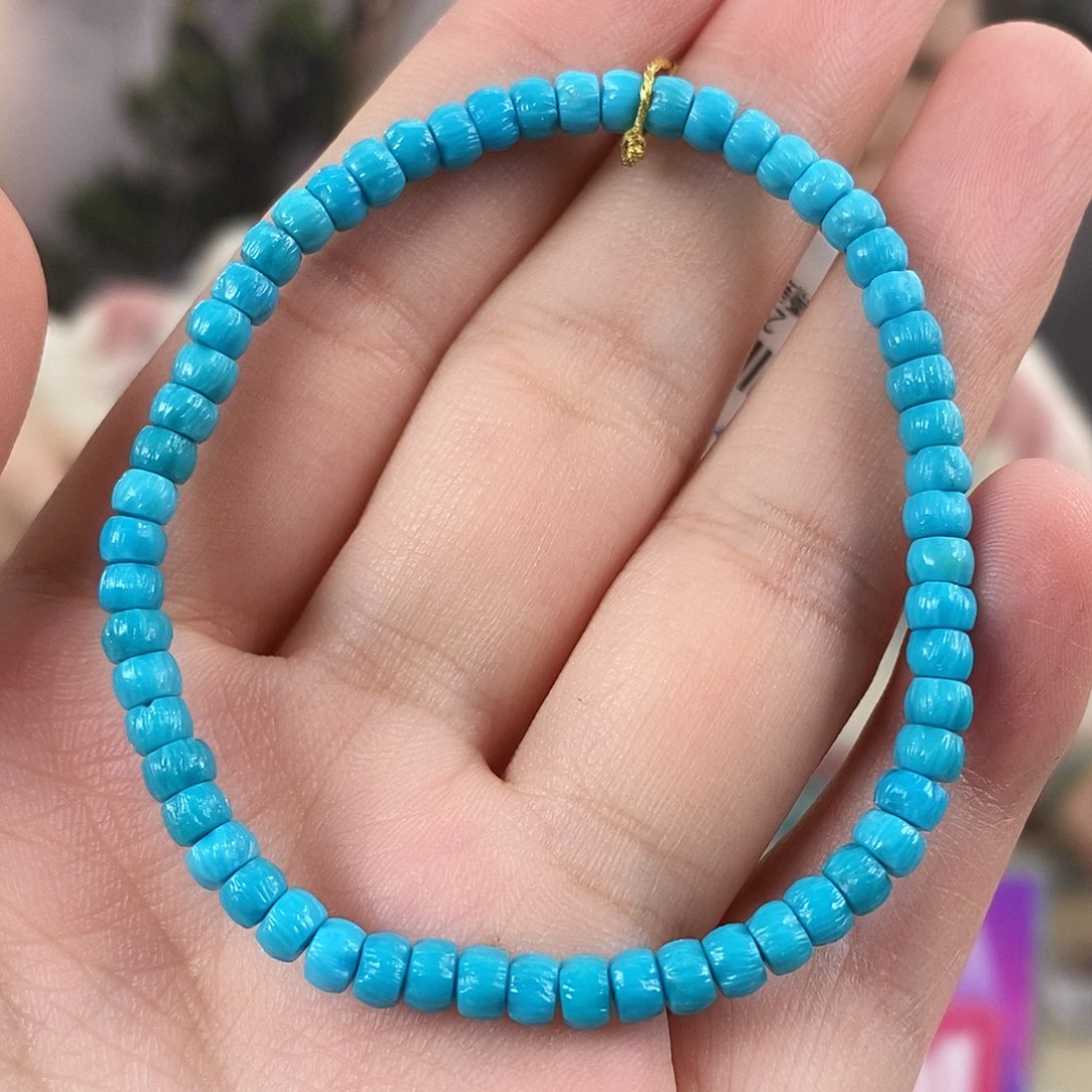 Q***ˢ绿松石未镶嵌珠宝奇石