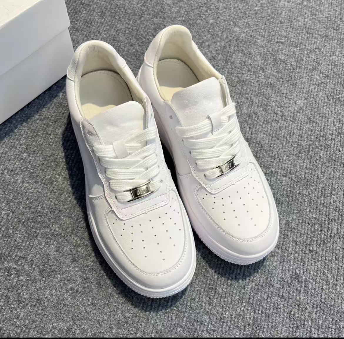 015时尚百搭休闲鞋经典一代熊猫潮流厚底时尚休闲鞋舒适低帮