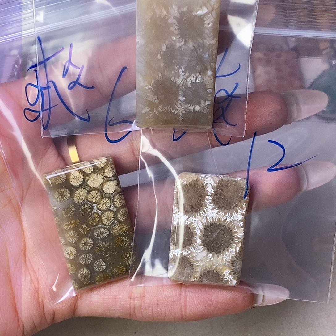 硅化玉颈饰合金爽*、