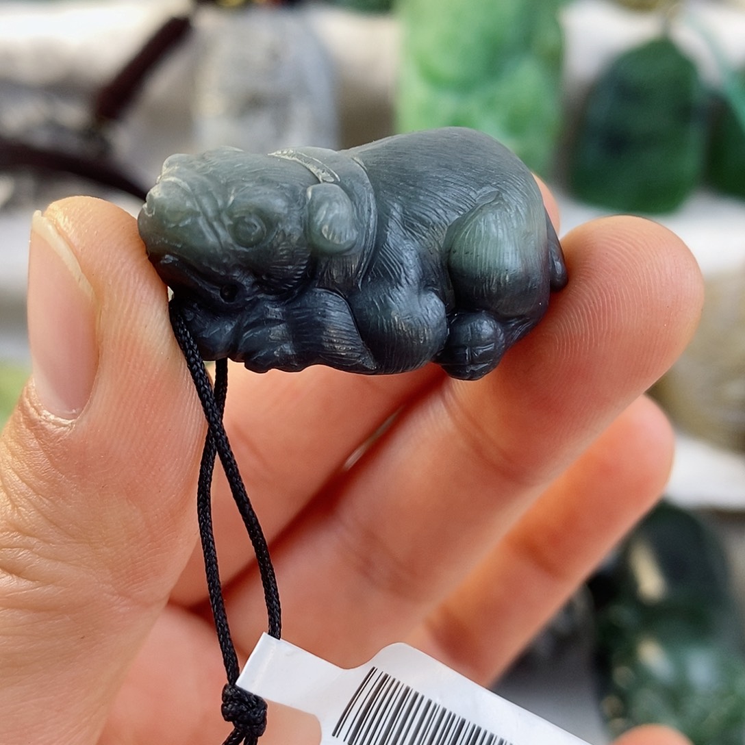 和田玉（糖玉）颈饰未镶嵌