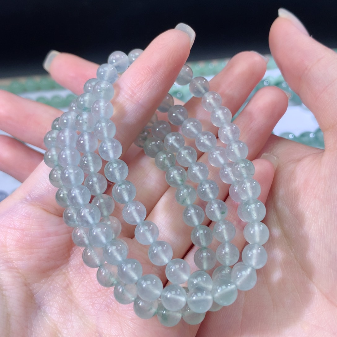 翡翠手链未镶嵌翡翠