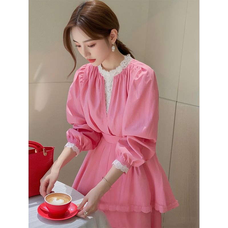 粉色蕾丝花边衬衫设计感女春季法式绝美多巴胺上衣2025年新款小衫