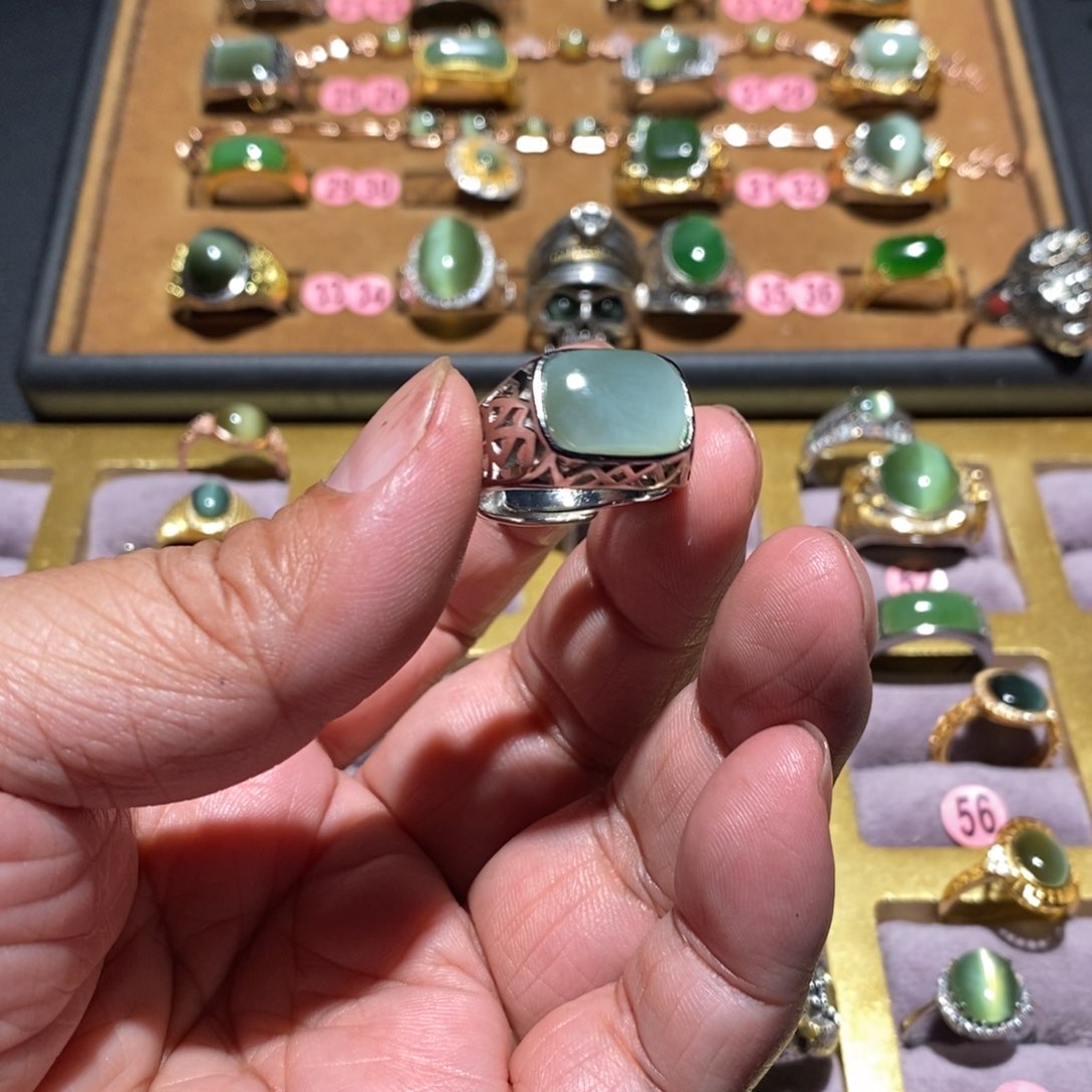 和田玉（碧玉）戒指未镶嵌