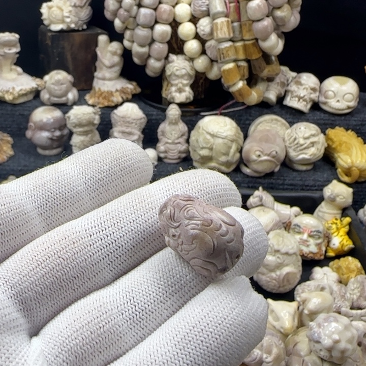 ❁***非金属配饰鹿角雕刻貔貅