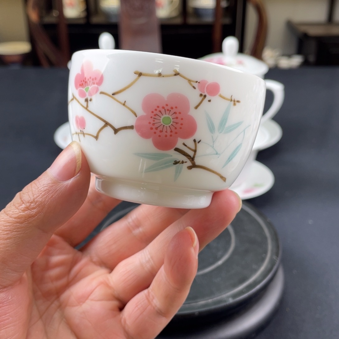 瓷片轻工业陶瓷研究所