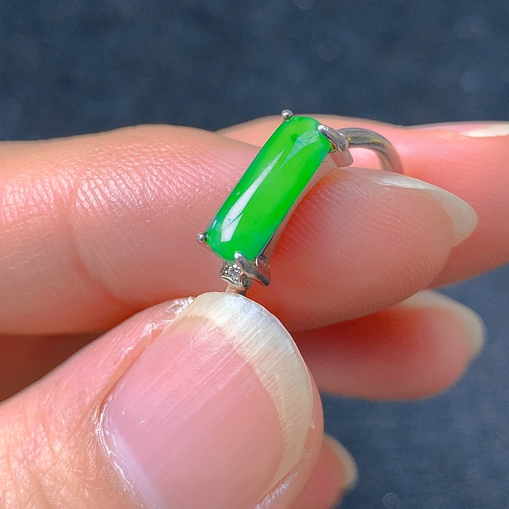 翡翠银S925镶嵌颈饰