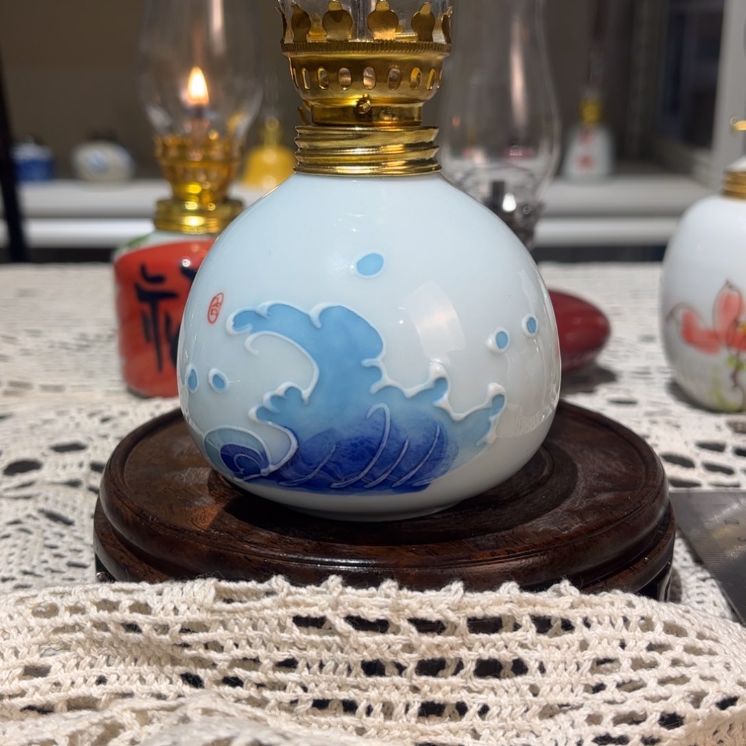 摆件景德镇陶瓷香薰灯