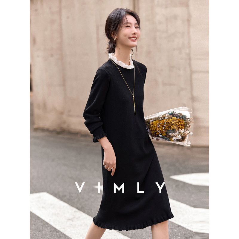 M梵希蔓黑色复古木耳边圆领针织连衣裙女冬新款宽松直筒长裙75260